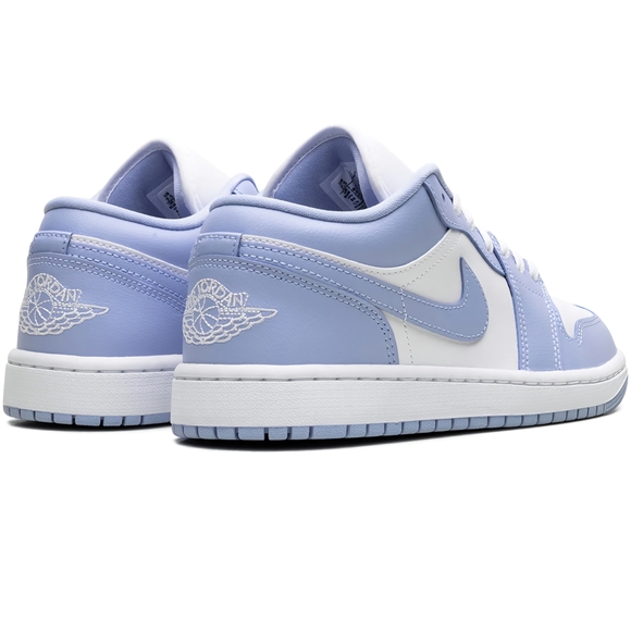 Jordan Women's Sneakers in Light Blue and White - Picture 4 of 4